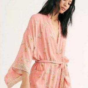 *NWT* Spell Hendrix Robe - Dusty Pink
